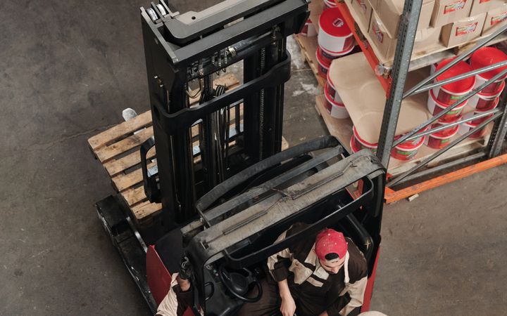ما هو RFID ومتى يفيد